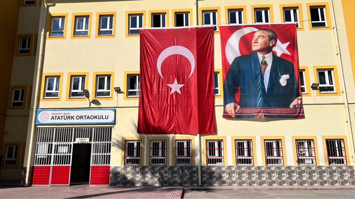 2025-2026 EĞİTİM ÖĞRETİM YILI OKUL KIYAFETLERİMİZ